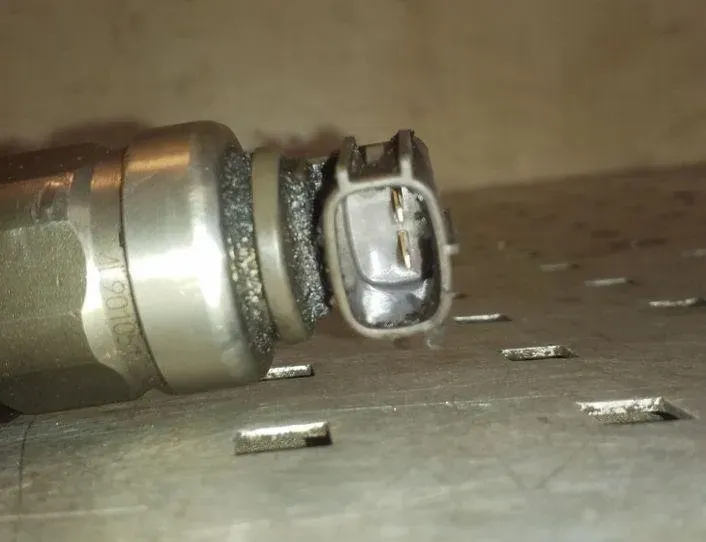 SUBARU Outback 4 generation (2009-2014) Brændstofinjektor 16613AA030 26165122