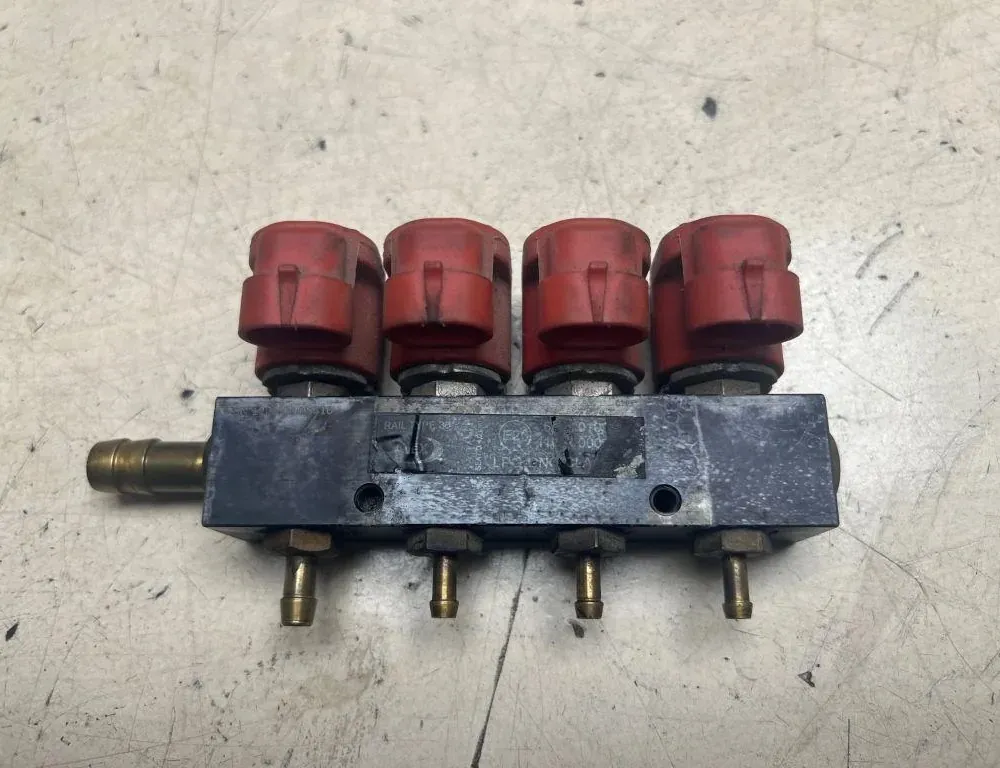 AUDI A4 B7/8E (2004-2008) Gasdyser sn1203210520 34195376