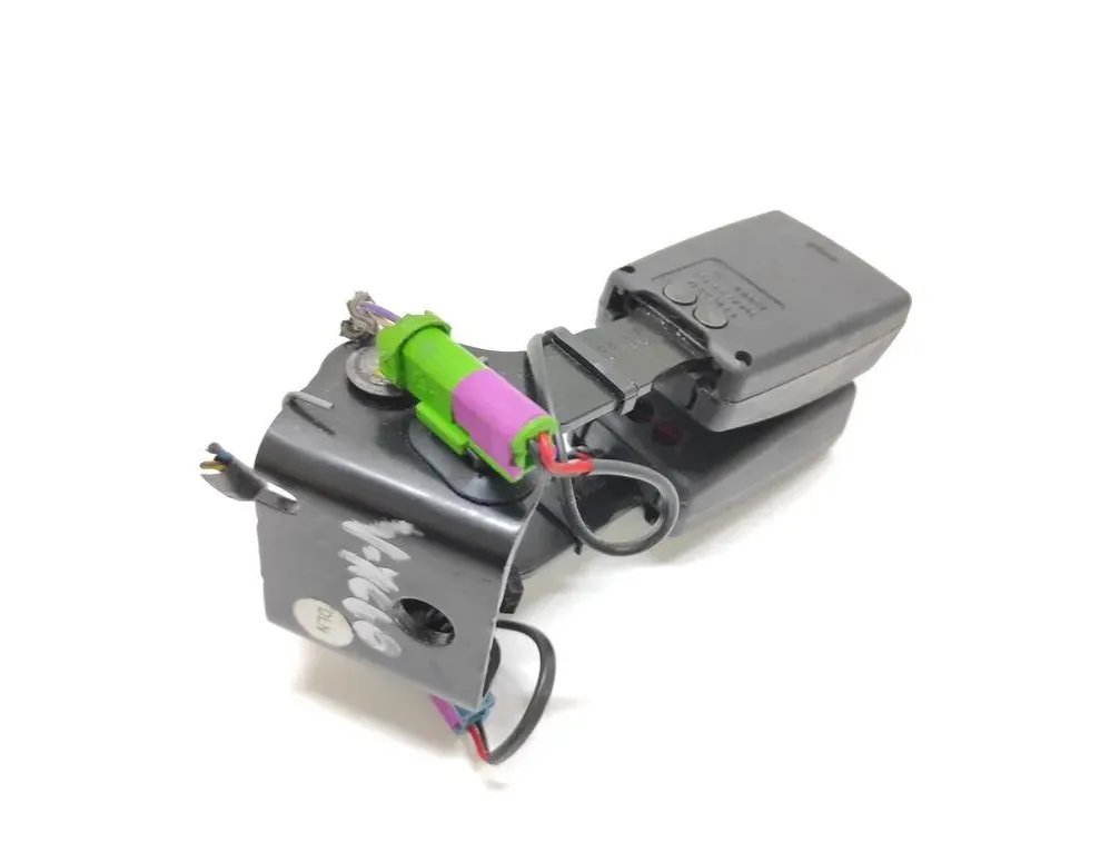 VOLVO XC60 1 generation (2008-2017) Midterste sædespænde bag 34130684 33186785