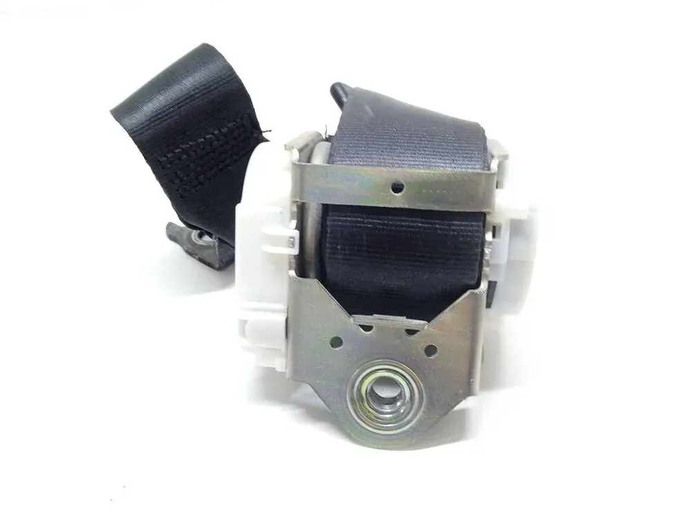 VOLKSWAGEN Passat B7 (2010-2015) Bagerste venstre sikkerhedssele 3C9857805J 33499723