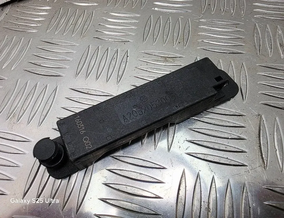 MERCEDES-BENZ E-Class W213/S213/C238/A238 (2016-2024) Antenne uden nøgle A2059053005 33361560