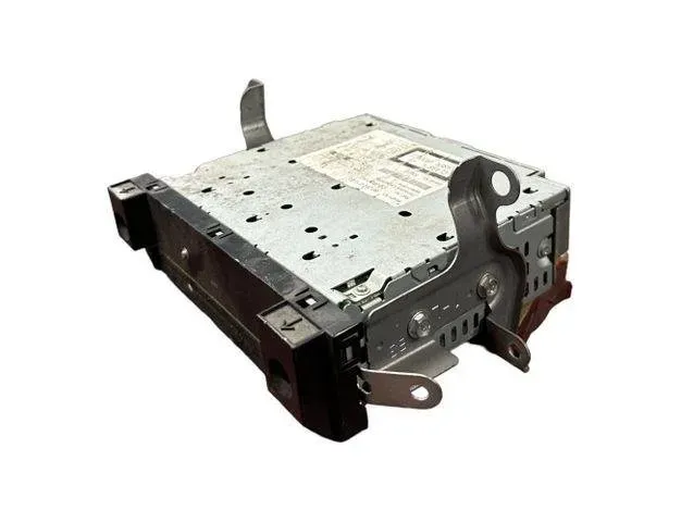 TOYOTA iQ 1 generation (2008-2020) Musikafspiller med GPS 10R036372,CQJS0970AD,8612074010 26561562