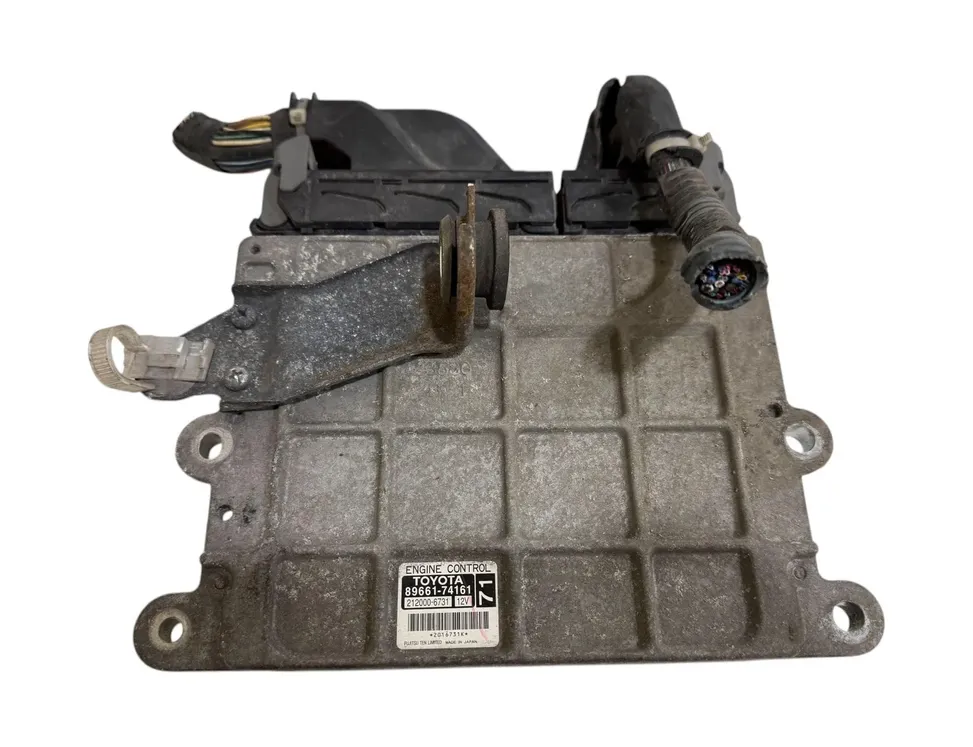 TOYOTA iQ 1 generation (2008-2020) Motorkontrolenhed ECU 2120006731,8966174161 29975487
