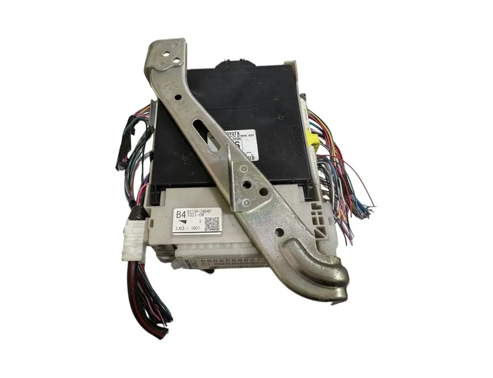 TOYOTA iQ 1 generation (2008-2020) Komfort kontrolenhed 8922174090 29975491