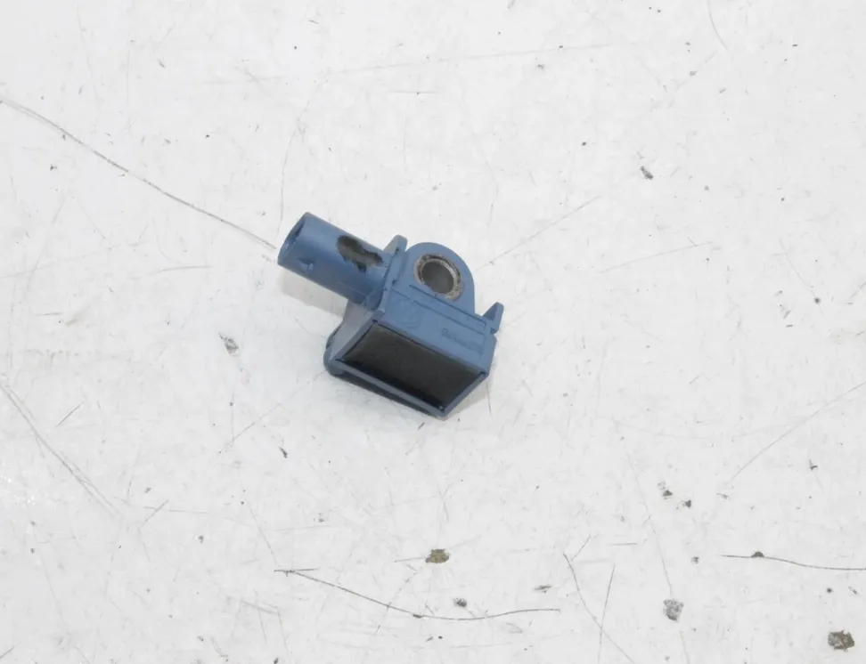 AUDI Q3 8U (2011-2020) Crash Impact Sensor 5K0959351A 25404153