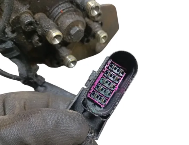 VOLKSWAGEN Beetle 2 generation (1998-2012) Højtryksbrændstofpumpe 0460404977 35106390