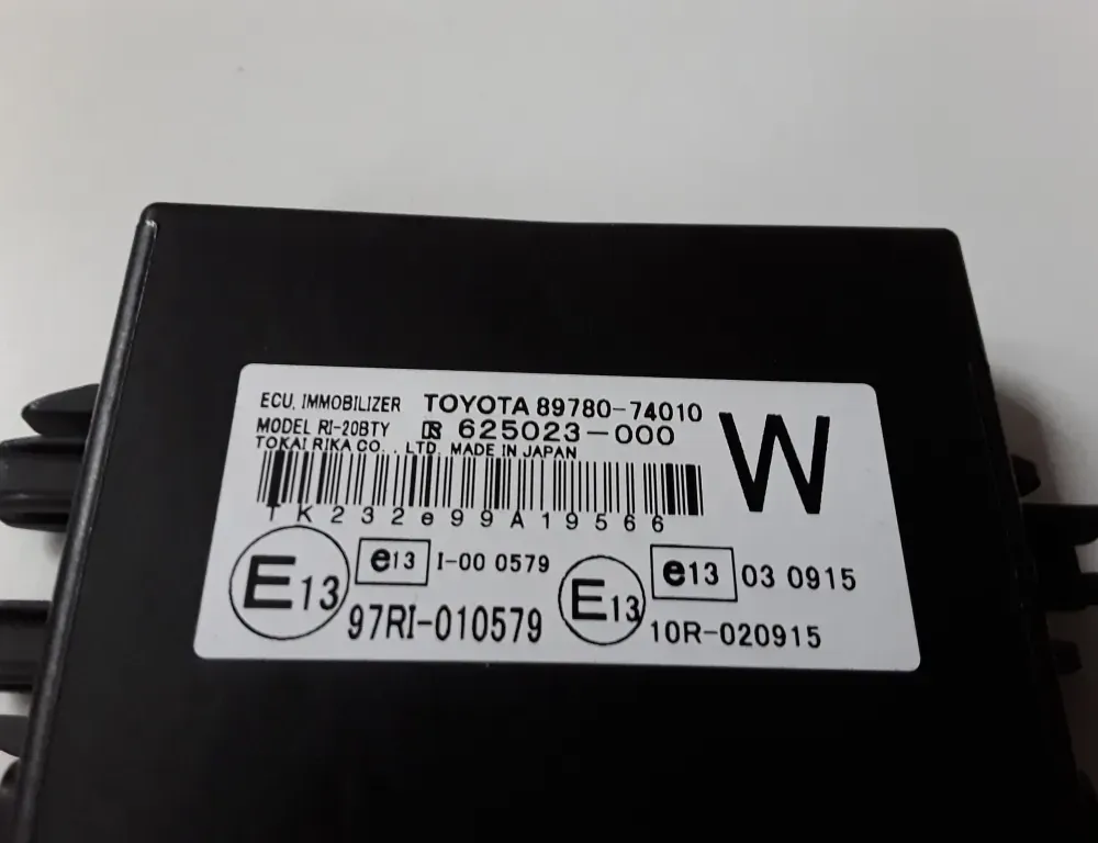 TOYOTA iQ 1 generation (2008-2020) Andre kontrolenheder 8978074010 34151471