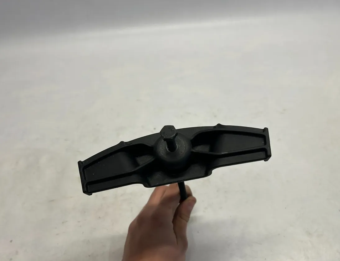 PORSCHE Cayenne 958 (2010-2018) Reservehjulsmontering 7P0601233 35104217