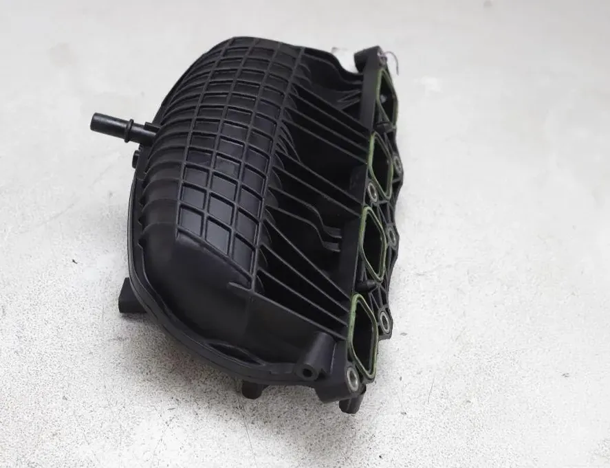 VOLKSWAGEN Passat B6 (2005-2010) Indsugningsmanifold 03C129711AJ 33276008