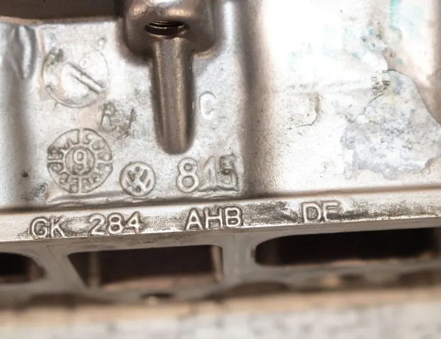 VOLKSWAGEN Passat B7 (2010-2015) Indsugningsmanifold GK284 33303542