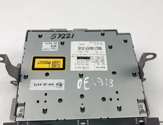 TOYOTA iQ 1 generation (2008-2020) Musikafspiller uden GPS 8612074010 34057516