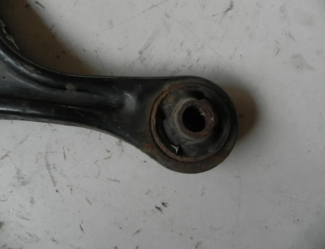 TOYOTA iQ 1 generation (2008-2020) Forreste venstre arm 25162781