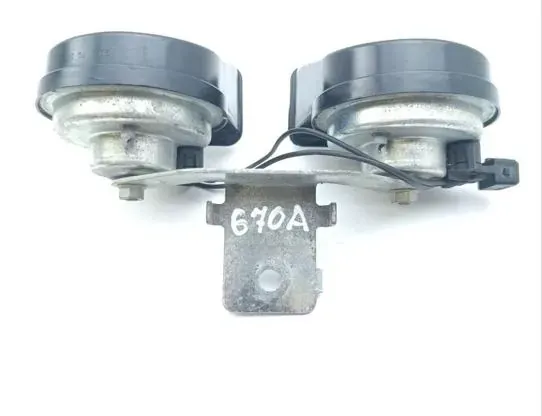 MASERATI GranTurismo 1 generation (2007-2020) Horn Signal 33136199