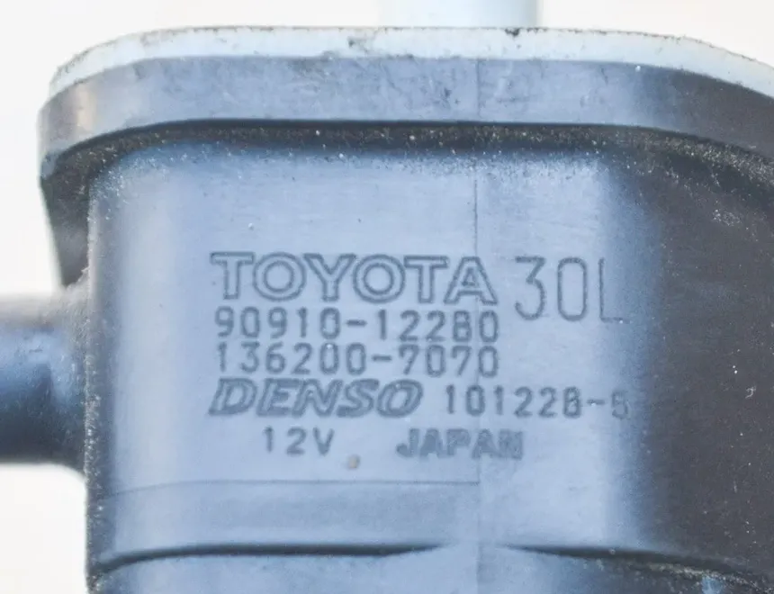 TOYOTA iQ 1 generation (2008-2020) Magnetventil 90910-12280136200-7070 30728736