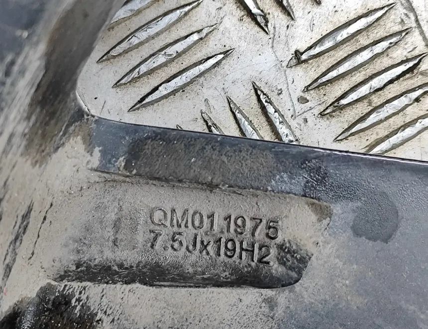 HYUNDAI IONIQ 5 1 generation (2021-2023) Hjulsæt KG800,LT20322,CB671,QM011975 25775168