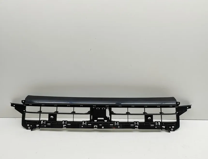 AUDI Q3 Sportback F3 (2019-2024) Forreste kofanger Nedre Grill 83A807683A 33793773