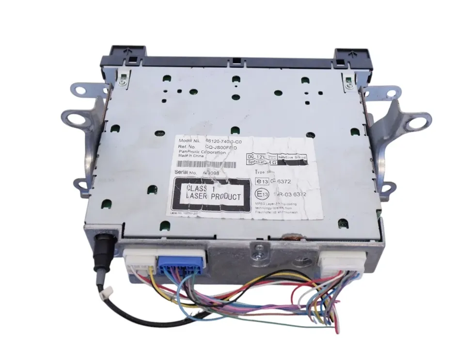 TOYOTA iQ 1 generation (2008-2020) CD skifter 86120-74010-C0 28399394