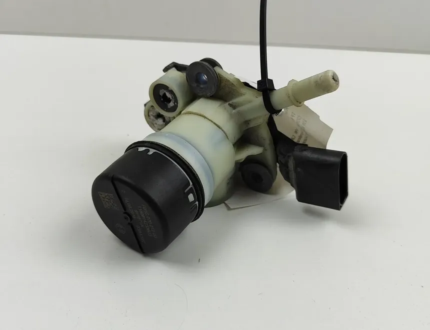 VOLKSWAGEN Caddy 4 generation (2015-2020) AdBlue pumpe F01C07001200,F01C070012 30474033