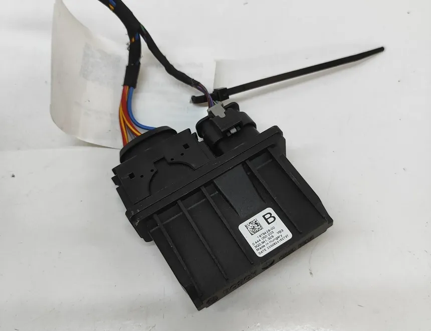 SKODA Superb 3 generation (2015-2023) AdBlue kontrolenhed 0444050203,3Q0941329 31890876