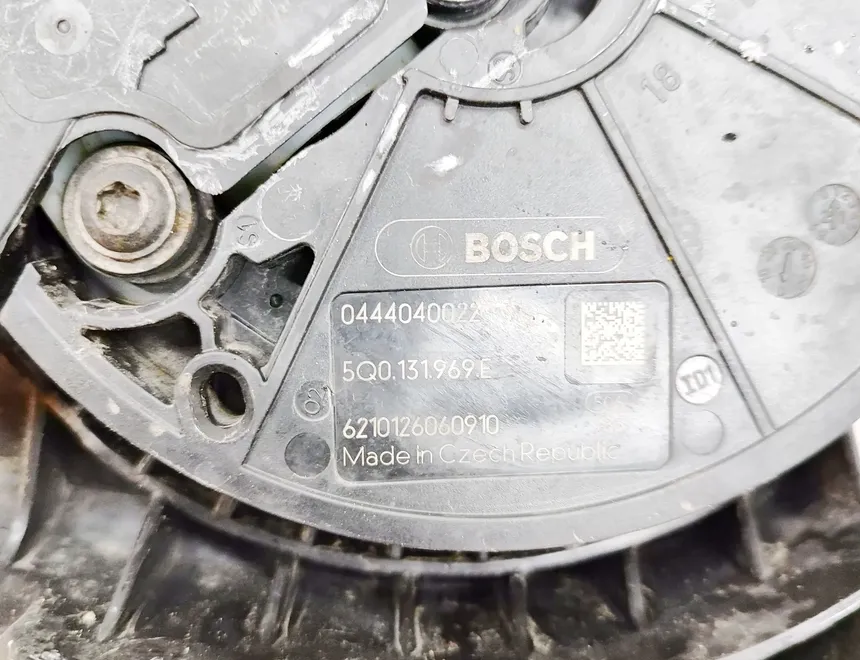 VOLKSWAGEN Caddy 5 generation (2020-2023) AdBlue Tank 5R3131877C,5Q0131969E 34515665