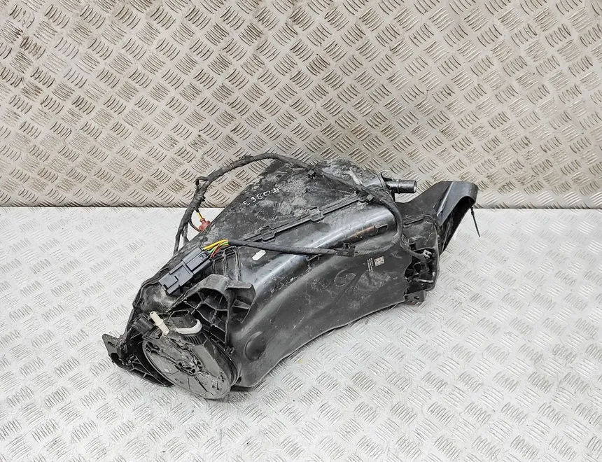 VOLKSWAGEN Caddy 5 generation (2020-2023) AdBlue Tank 5R3131877C,5Q0131969E 34515665