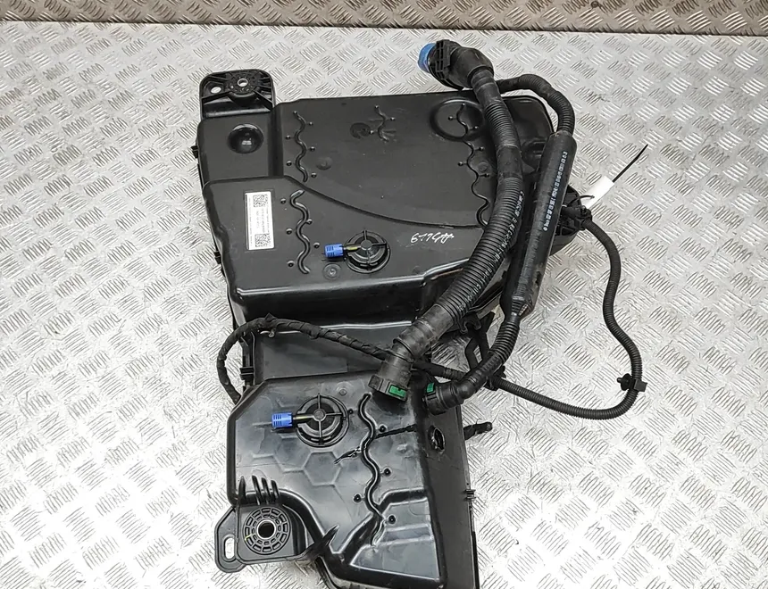 VOLKSWAGEN Tiguan 2 generation (2016-2024) AdBlue Tank 5QF131877L,5Q0131969E,0444040022 34805973