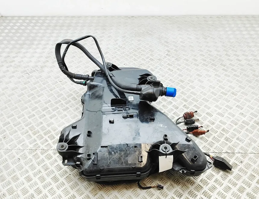 VOLKSWAGEN Multivan T7 (2021-2024) AdBlue Tank 7T0131877,5WA131969,0444040051 34512348