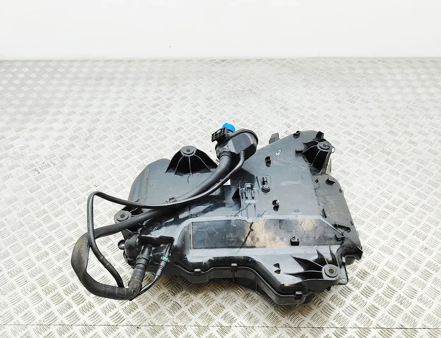 VOLKSWAGEN Multivan T7 (2021-2024) AdBlue Tank 7T0131877,5WA131969,0444040051 34512348