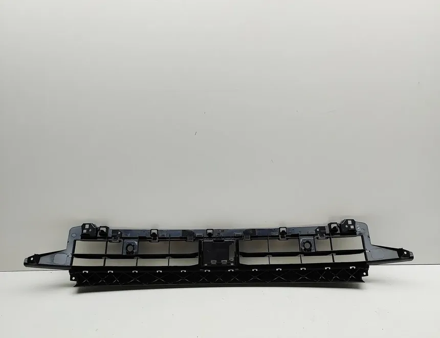 AUDI Q3 Sportback F3 (2019-2024) Forreste kofanger Nedre Grill 83A807683A 33793773