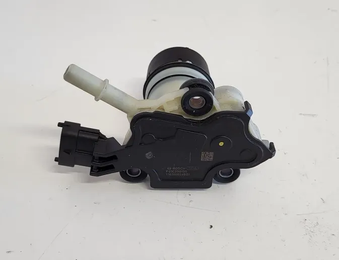 JAGUAR XE 1 generation (2014-2024) AdBlue pumpe F01C07001200 27038595