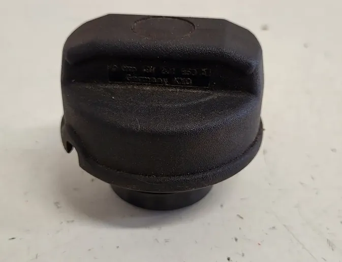 SKODA Fabia 6Y (1999-2007) Brændstoftankdæksel 191201553A 35106392