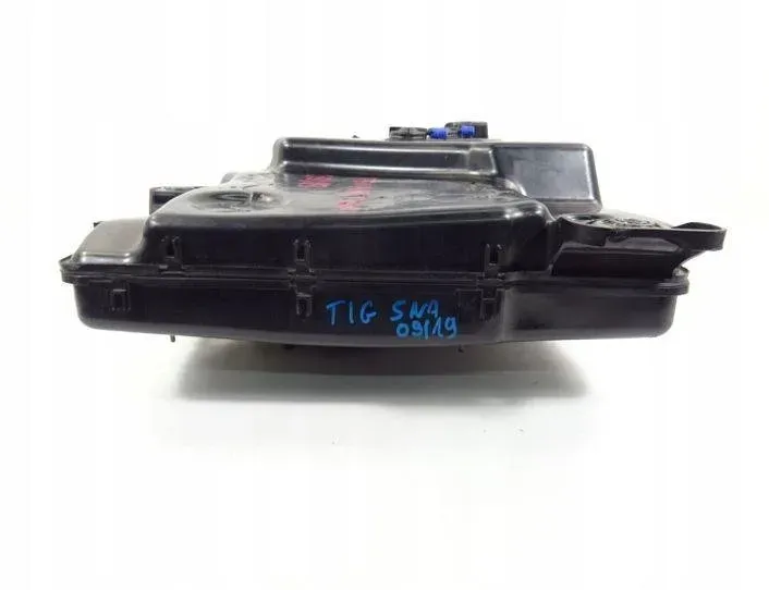 VOLKSWAGEN Tiguan 2 generation (2016-2024) AdBlue Tank 5Q0131969C,5QF131877F 26053087