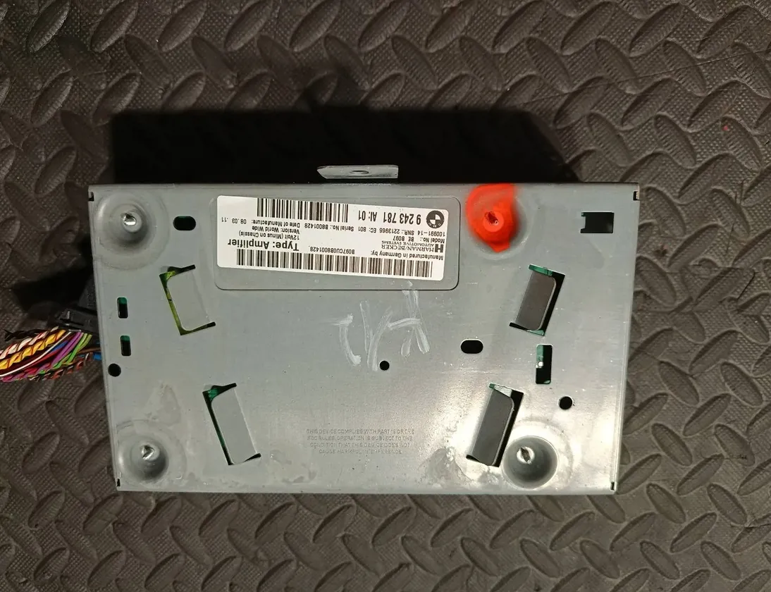 BMW 6 Series F06/F12/F13 (2010-2018) Lydforstærker 9243781 35104763