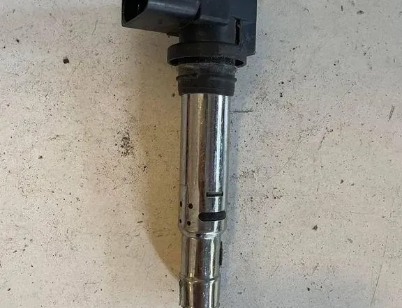 VOLKSWAGEN Polo 4 generation (2001-2009) Højspændingstændingsledning (stikledning) 0040102030 34766633