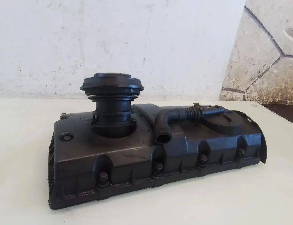 VOLKSWAGEN Touran 1 generation (2003-2015) Ventildæksel 038103475 35095540