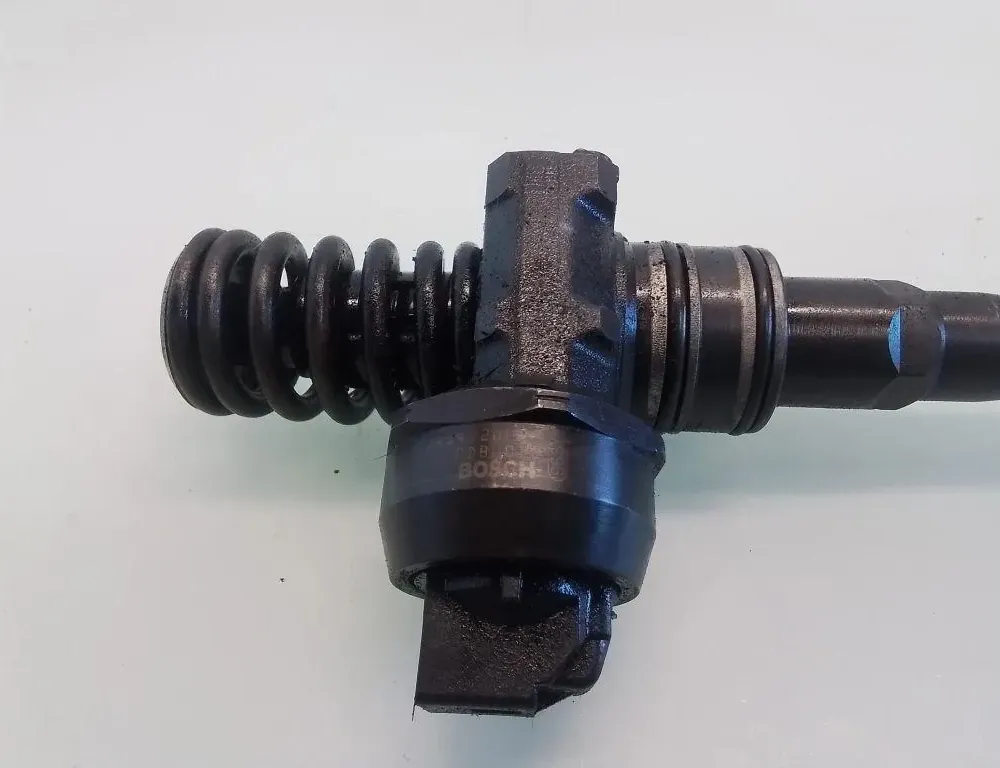 VOLKSWAGEN Passat B5 (1996-2005) Brændstofinjektor 0414720037 35086488
