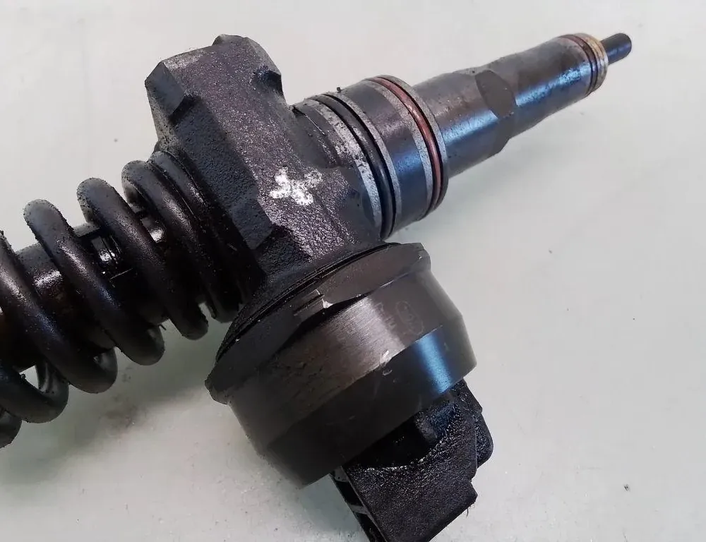 AUDI A4 B5/8D (1994-2001) Brændstofinjektor 0414720037 35083659