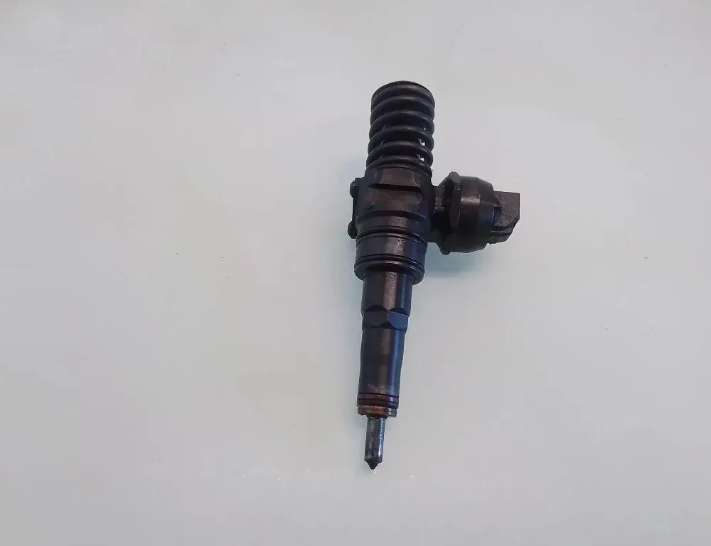 VOLKSWAGEN Passat B5 (1996-2005) Brændstofinjektor 0414720037 35086488
