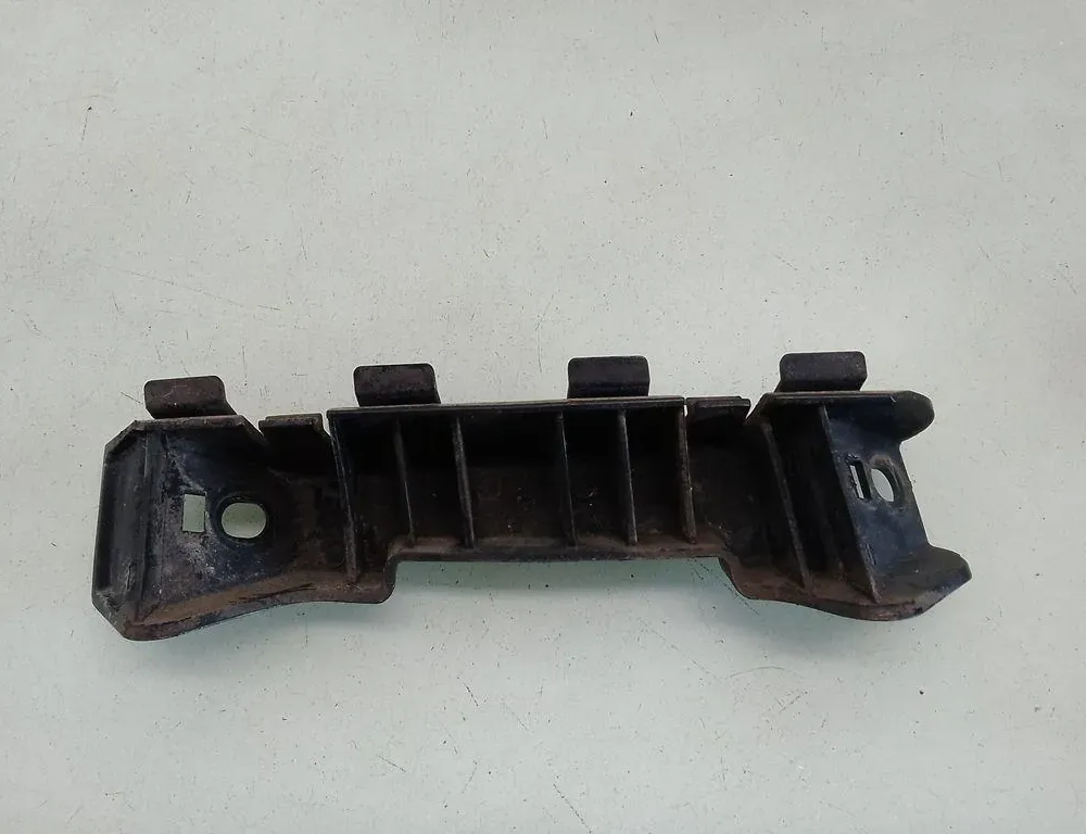 KIA Cee'd 1 generation (2007-2012) Forreste højre kofangerbeslag 865181H000 35085717