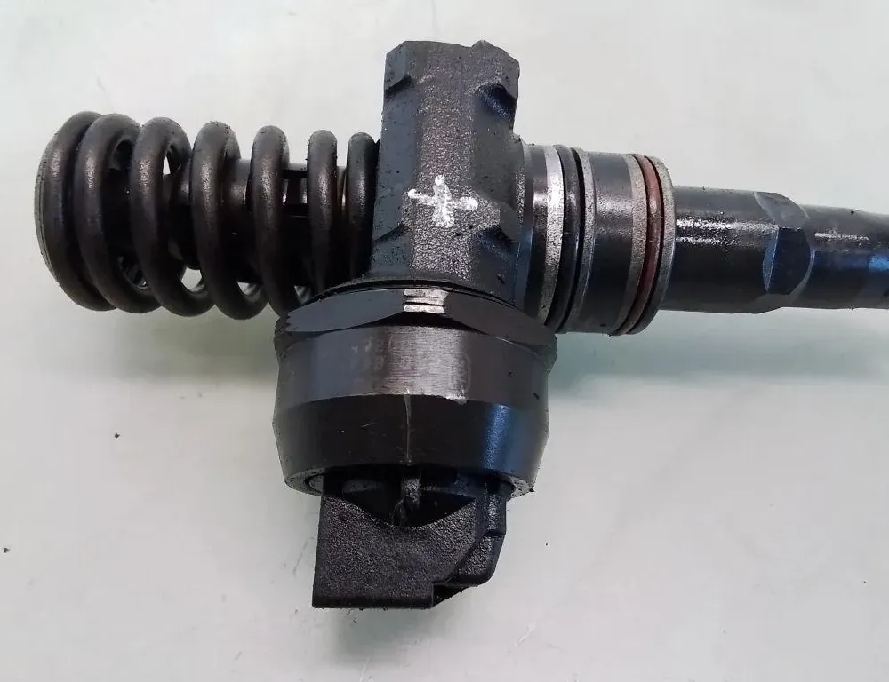 AUDI A4 B5/8D (1994-2001) Brændstofinjektor 0414720037 35069820