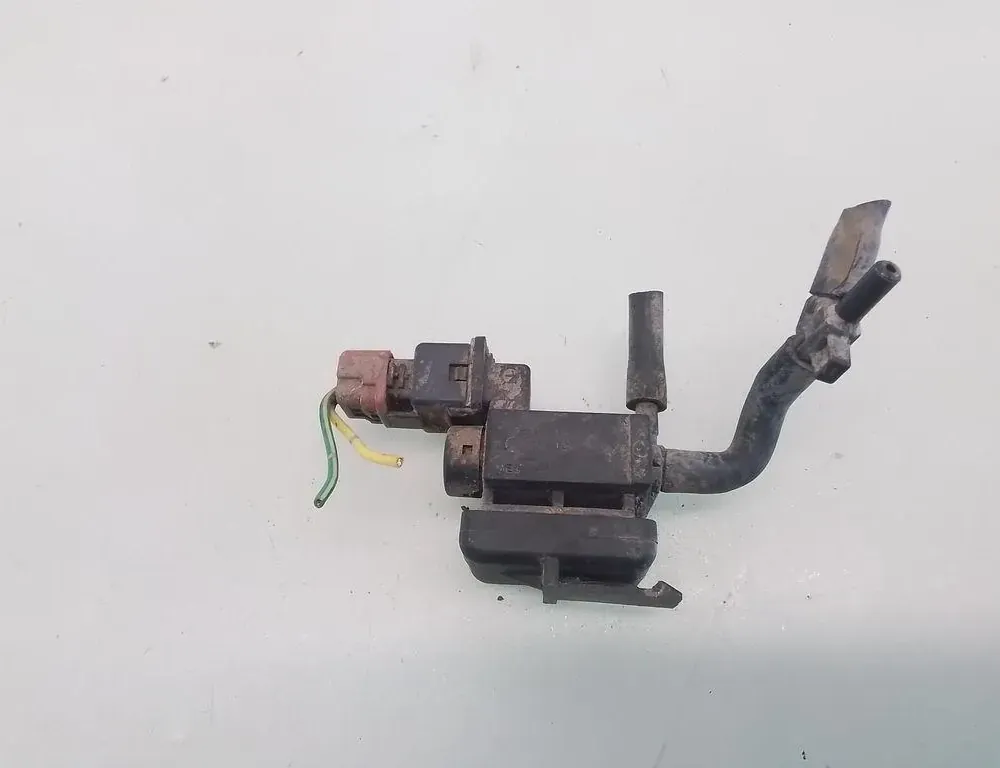 NISSAN Terrano 2 generation (1993-2006) Magnetventil 35095647