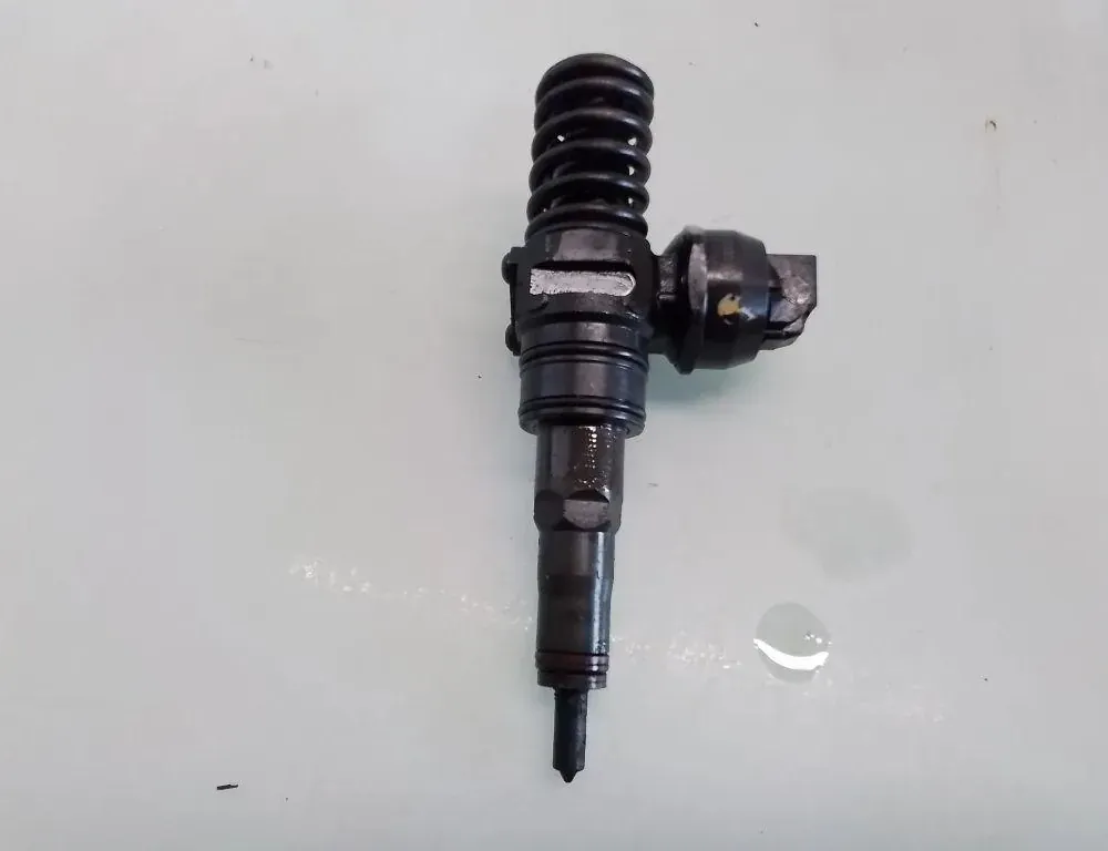 VOLKSWAGEN Passat B5 (1996-2005) Brændstofinjektor 0414720037 35098873
