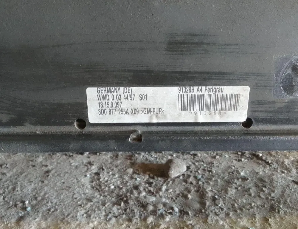 VOLKSWAGEN Golf 4 generation (1997-2006) Soltag 8L8877841 35097970