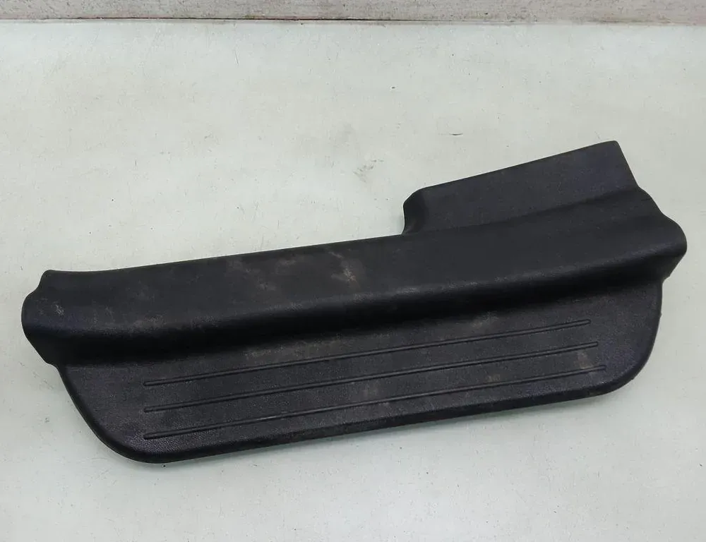 KIA Cee'd 1 generation (2007-2012) Venstre sidetærskelbeklædning bag 858771H000 35092774