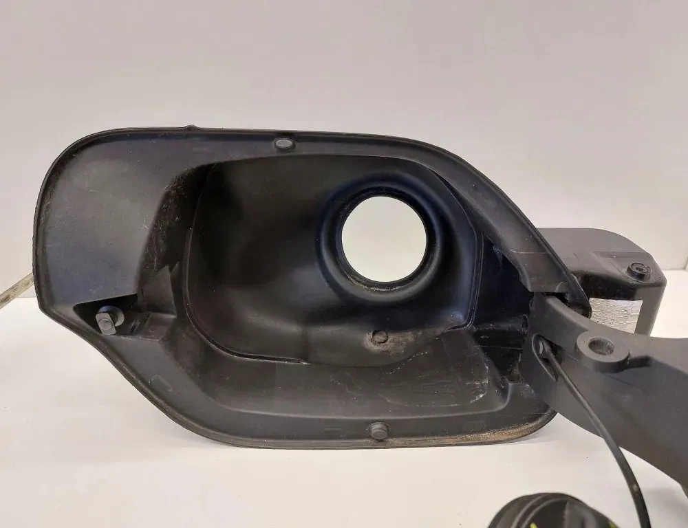 VOLKSWAGEN Passat B8 (2014-2023) Lås til brændstoftankdæksel 5N0201553D,1K0010497C,3G9809857,3G9809999 34446264