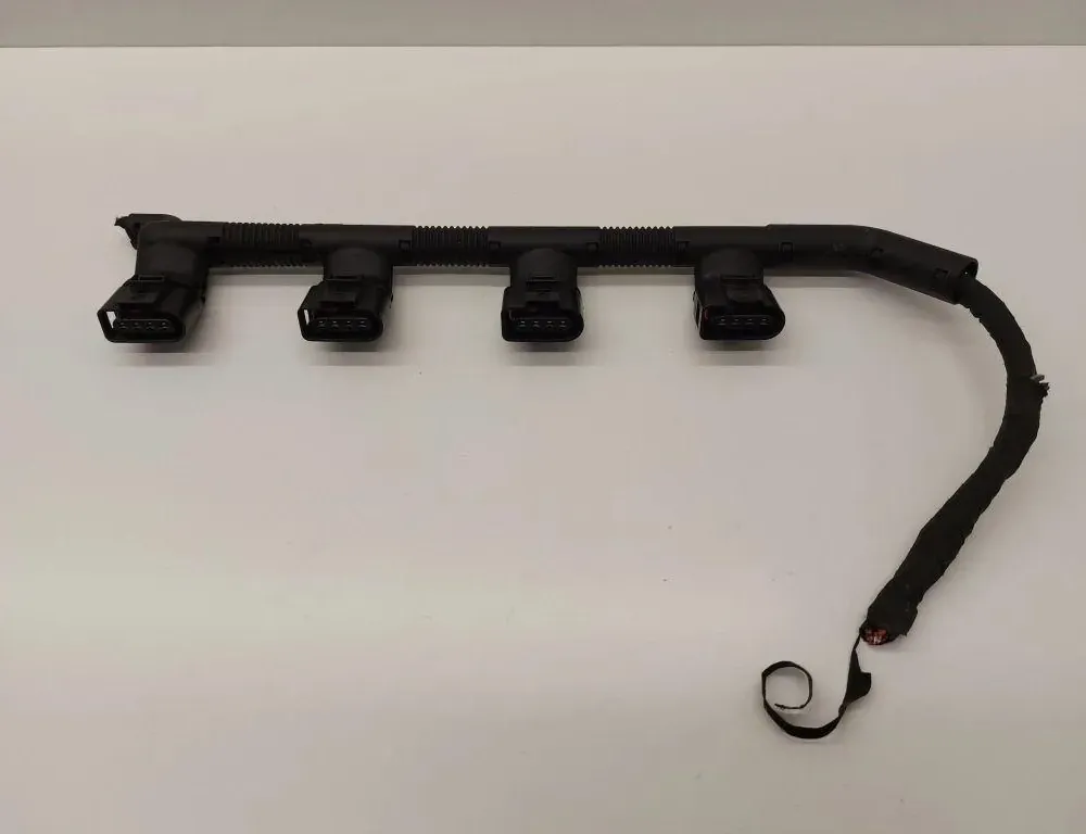 AUDI A3 8P (2003-2013) Andre motorrumsdele 4B0973724,06J971824B 34323353