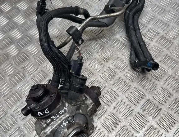 AUDI A6 C7/4G (2010-2020) Brændstofpumpe 0445010677,09140417,059130755CB 35102606