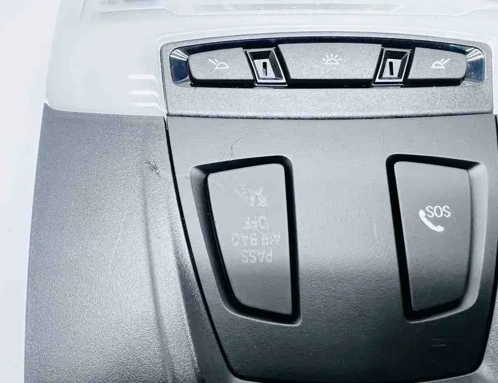 BMW 5 Series F10/F11 (2009-2017) Indvendig belysning E1072166 32735129