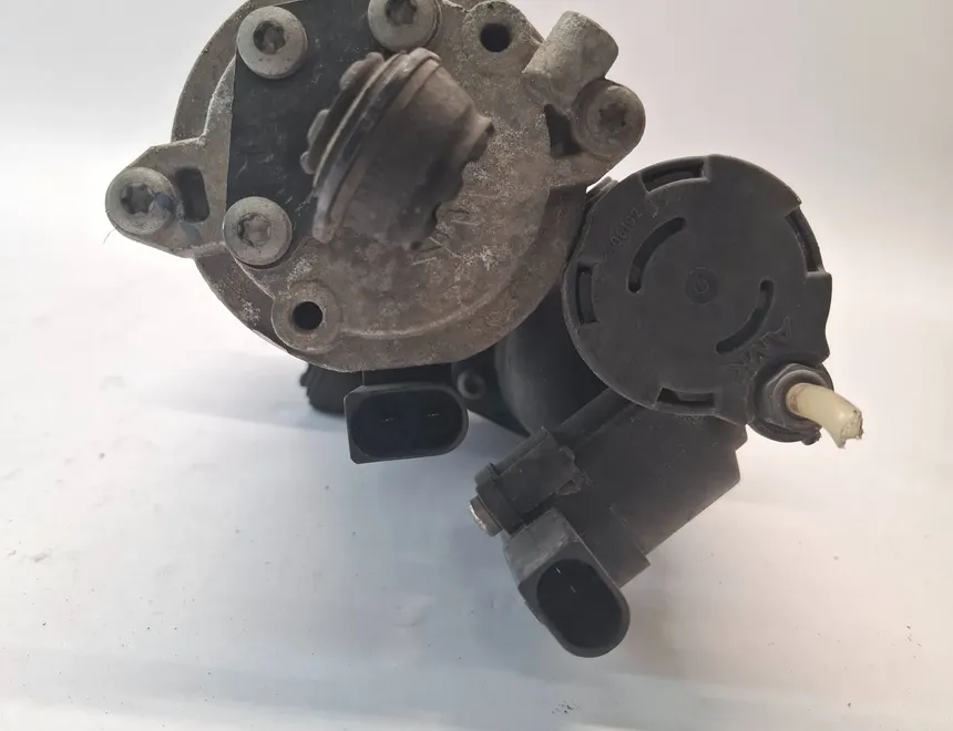 MERCEDES-BENZ R-Class W251 (2005-2017) Suspensionskompressor A2513202704,A2513201304,A2513202104 33500773