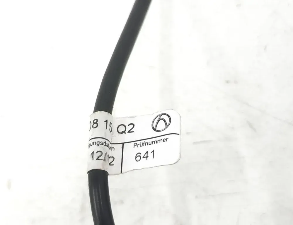 MERCEDES-BENZ C-Class W204/S204/C204 (2004-2015) Yderligere musikafspillerstik A1728200815 33989986